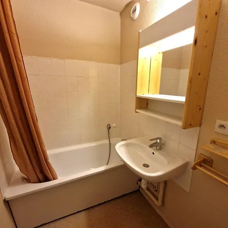 Apartment Valfrejus: 2 Pieces + Cabine, Centre Station, 4/6 Pers - Fr-1-265-199